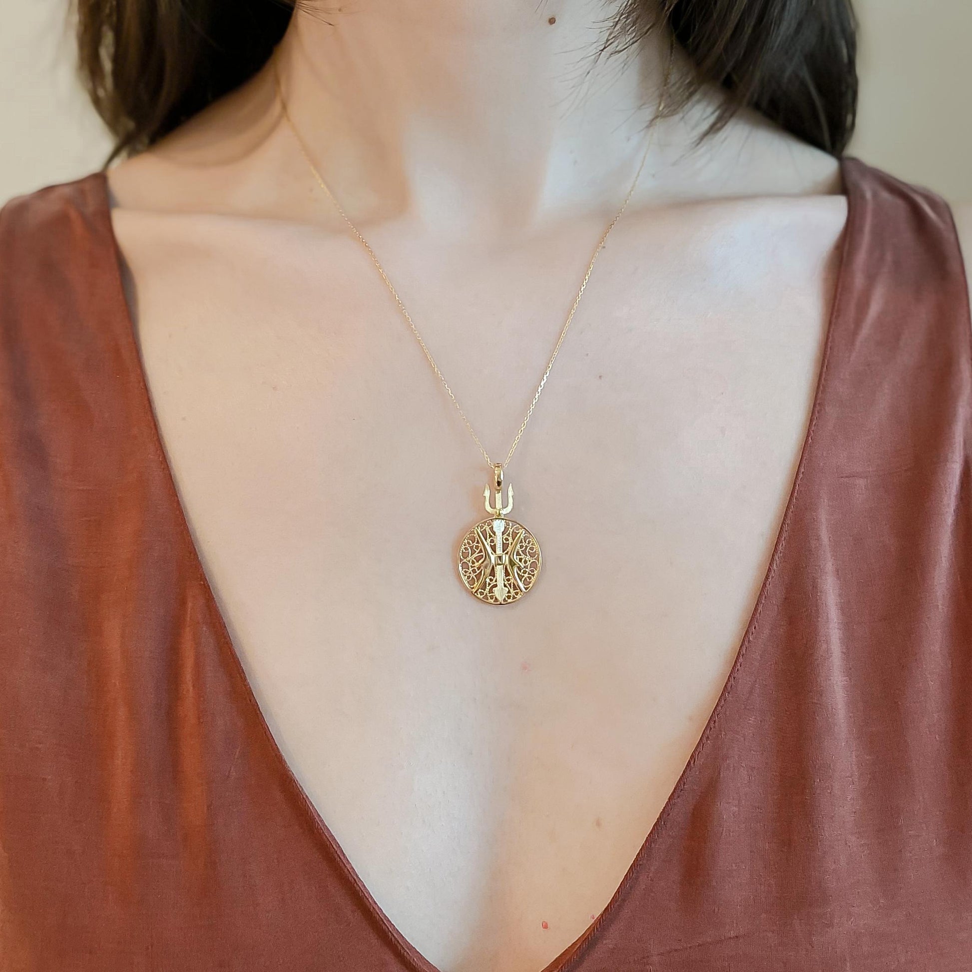 AKREP KOLYE - GÜMÜŞ GRİ, Luft Çağdaş Telkari Takı Atölyesi, Gümüş Altın Değerli Taş, Comtemporary Filigree Jewelry, Gold Sterling Silver Gemstones
