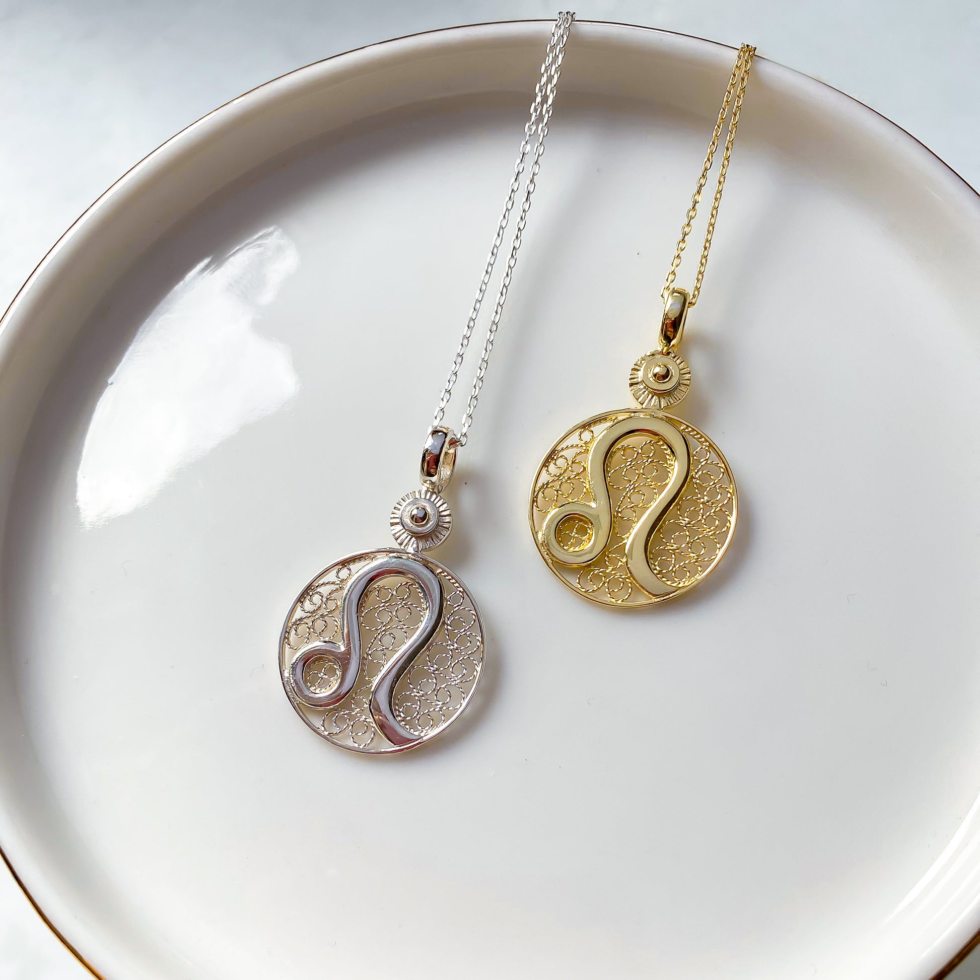 ASLAN KOLYE - GÜMÜŞ GRİ, Luft Çağdaş Telkari Takı Atölyesi, Gümüş Altın Değerli Taş, Comtemporary Filigree Jewelry, Gold Sterling Silver Gemstones